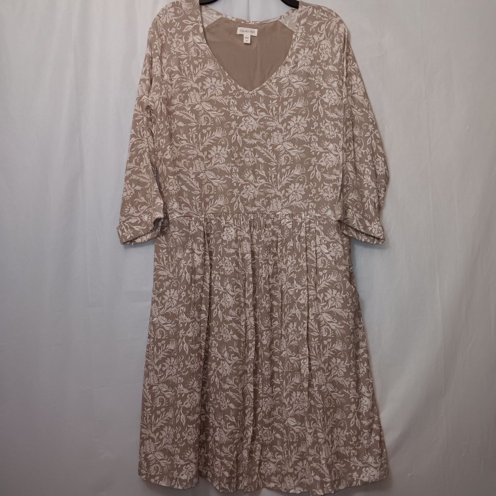 GARNET HILL FLORAL PRINT DRESS TAN WHITE SIZE 4